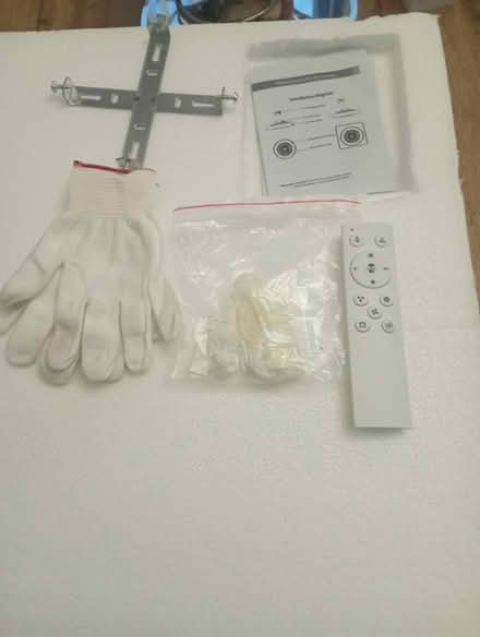 Photo of free Modern ceiling fan/light (openshaw M11) #3