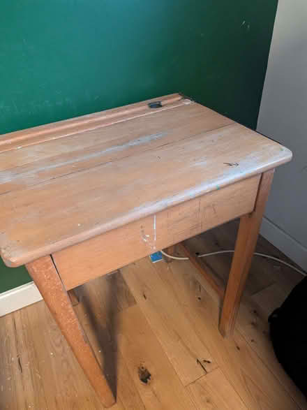 Photo of free Retro Childs Desk (Lower Wolvercote OX2) #2