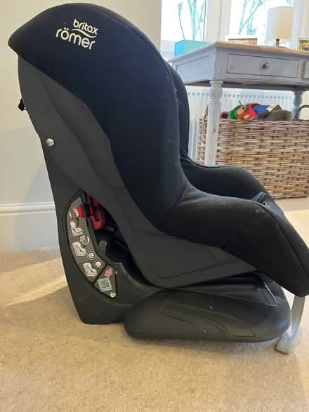 Photo of free Britax eclipse car seat (9ths to 4yrs) (Hampton Hill TW12) #4