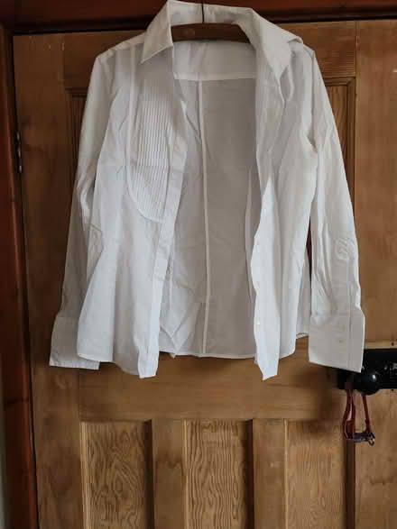 Photo of free white v neck blouses (Northop Hall CH7) #1