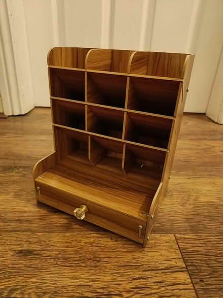 Photo of free pencil / marker organiser for desk (Birmingham B29) #4