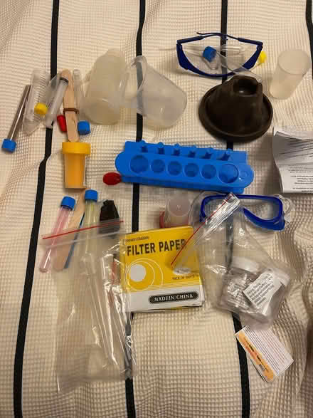 Photo of free Kids science experiment kit (Tufnell Park NW5) #1