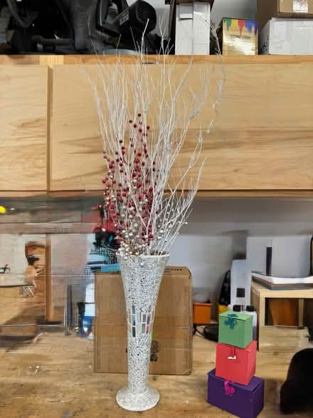Photo of free Vase + winter branches (NE Vienna) #1