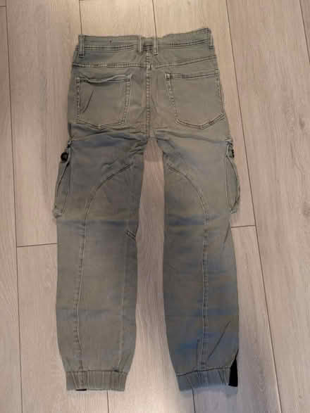 Photo of free men's cargo jeans - size 42 (Brick lane E1 6S) #2