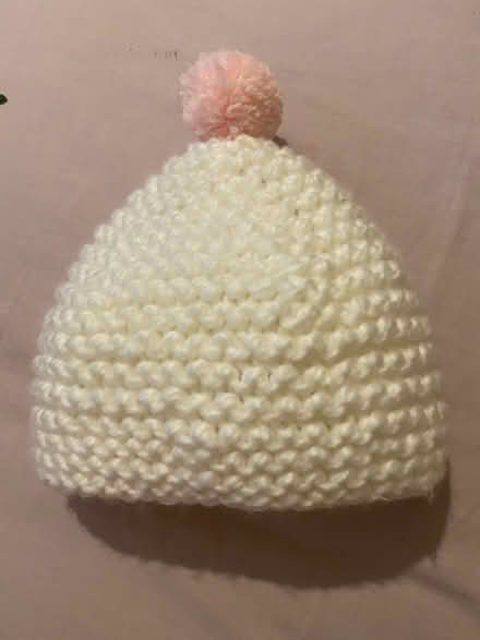 Photo of Hand Knitted Hats, Gloves (Harold Wood RM3) #1