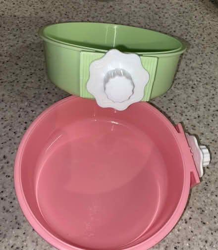 Photo of free Crate Bowls, Hanging (Strood, ME2) #1