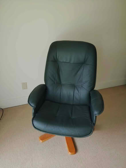 Photo of free Leather Chair Needs Fixing (Edmonds WA) #1