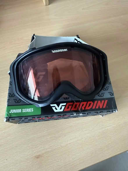 Photo of free Kid's ski goggles (Marshalswick AL1) #2