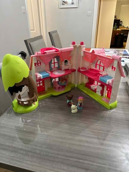 Photo of free Happyland House (Rayne CM77) #2