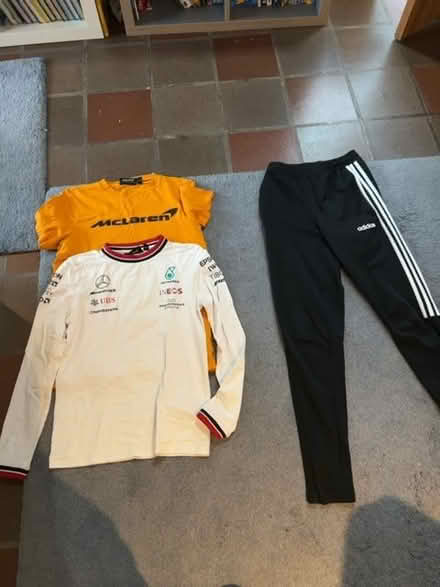 Photo of free XS men’s tops and tracksuit bottoms (Highgate N6) #1