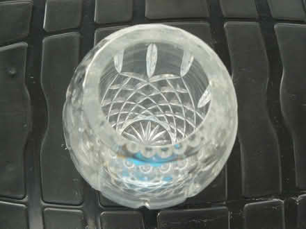 Photo of free Cut glass vase H: 8" x W: 4.5" (Kempsey WR5) #2