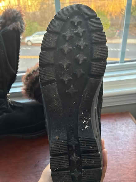 Photo of free Lands end Winter boots (Near Friendship Heights metro) #3