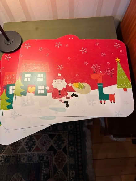 Photo of free Christmas placemats (Dean EH4) #1