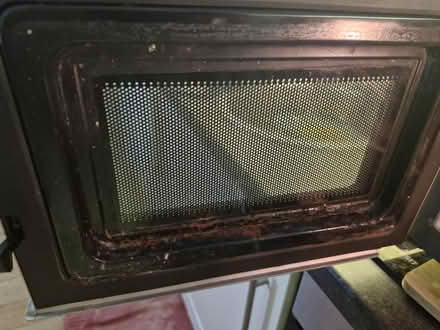 Photo of free Microwave (D01P653) #2