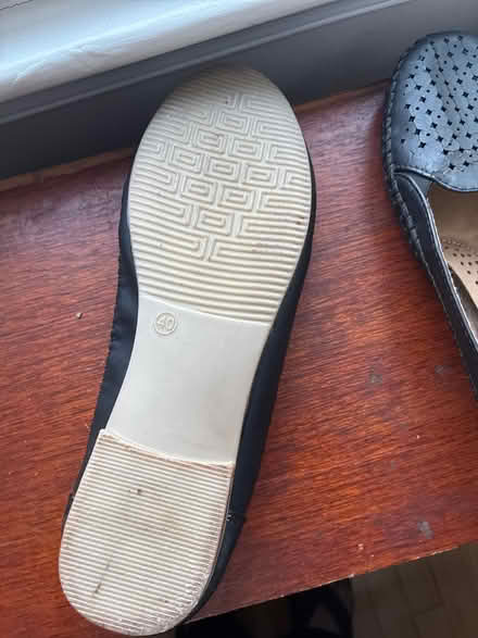 Photo of free Like new flats size 40 (Near Friendship Heights metro) #2