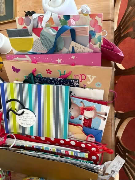 Photo of free Various gift and bottle bags (Bents Green S11) #1