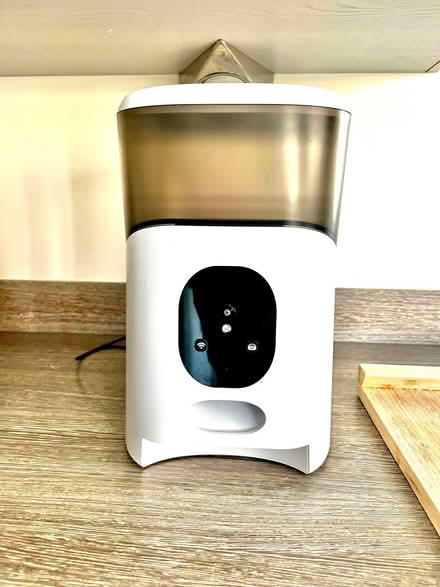 Photo of free Automatic Pet Feeder With Camera (Whitehaven CA28) #1