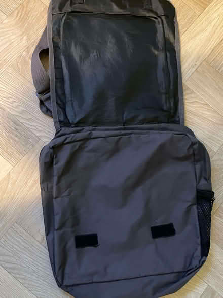 Photo of free 2x Rucksack, 1x Messenger Bag (Blofield Heath NR13) #2