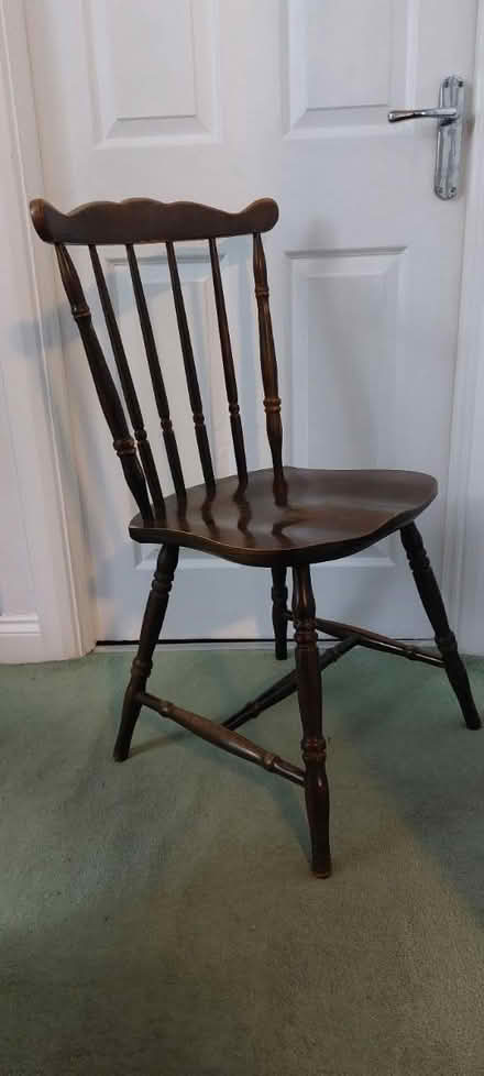 Photo of free Dining room chairs x4 (SE20) #1