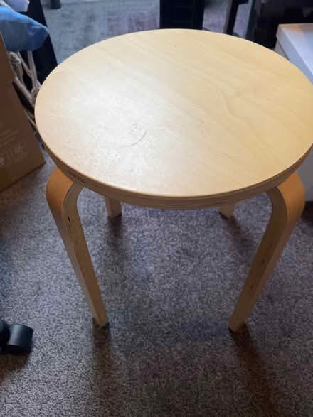 Photo of free Stool (LU6 Central Dunstable) #1