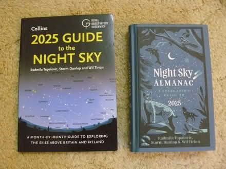 Photo of free 2 x 2025 night sky books: Collins guide + Stargazers almanac (Kempsey WR5) #1