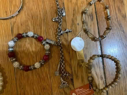 Photo of free fashion jewelry (Bellrock area Malden) #4