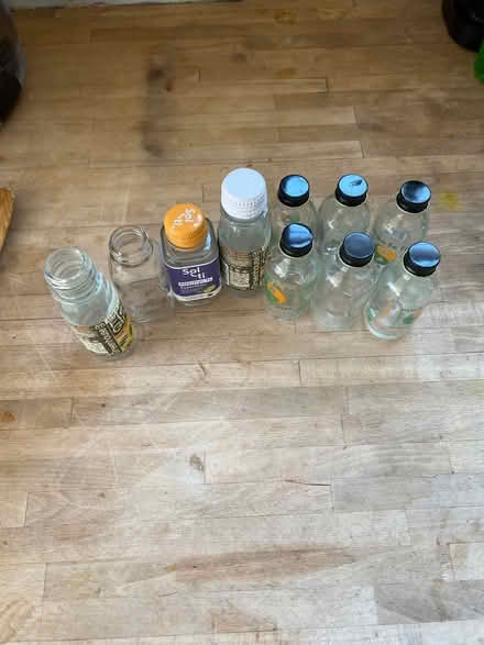 Photo of free Small glasses with, without lids (Arboretum) #1