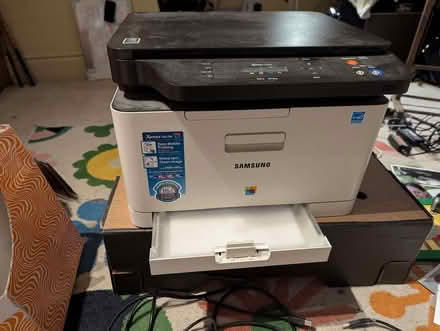 Photo of free Samsung colour printer (Lumbutts OL14) #3