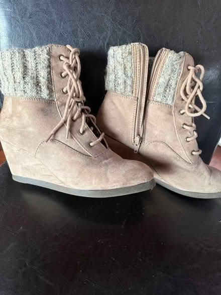 Photo of free Women's boots (South Elgin) #4