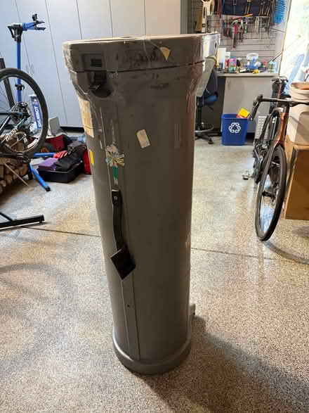 Photo of free Golf Bag Shipping Container (Montclair) #2