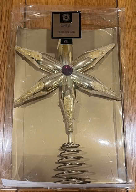 Photo of free Christmas Tree Topper (Great Hollands RG12) #1