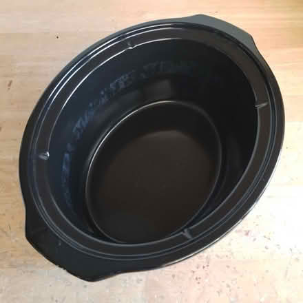 Photo of free Slow Crock Pot Cooker (Yonge Eglinton) #3