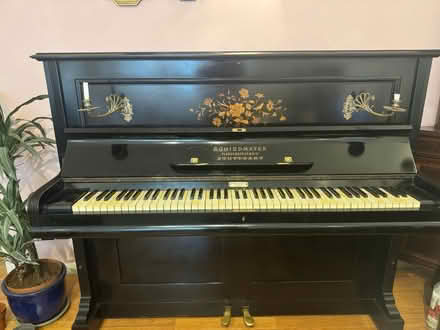 Photo of free Vintage Upright Piano (E2) #1