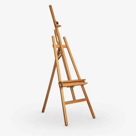 Photo of Easels and art materials (Bridgeton G40) #1