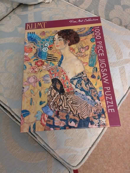 Photo of free 1000 piece jigsaw Klimt's 'Lady with fan' (High Heaton) #2