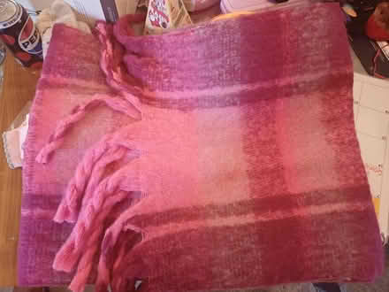 Photo of free Scarf (GL4) #1