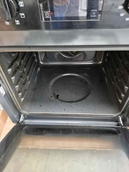 Photo of free hotpoint single fitted oven (N17 the roundway) #2