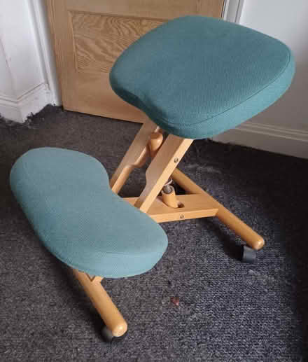 Photo of free Kneeling stool (Florence Park OX4) #1