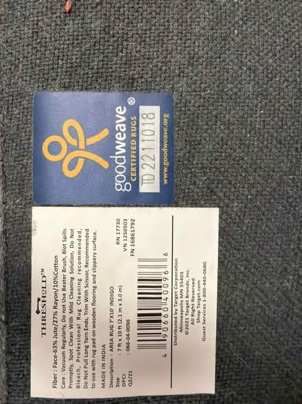 Photo of free Jute/Rayon/Cotton Rug (Amherst Center) #3