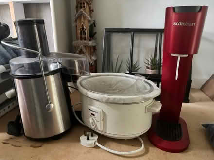 Photo of free Juicer, slow cooker , soda stream (Pound Hill RH10) #1