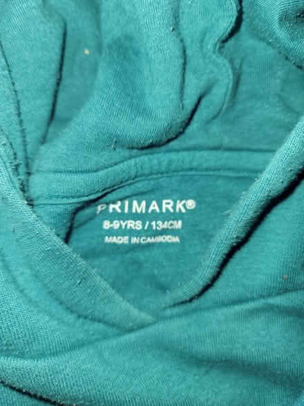 Photo of free Hoodie (CV2) #2