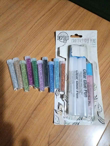 Photo of free Glue Glitter Set. (Portsmouth PO3) #1