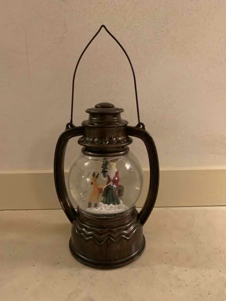 Photo of free Light up snow globe (Manor Court E10) #1
