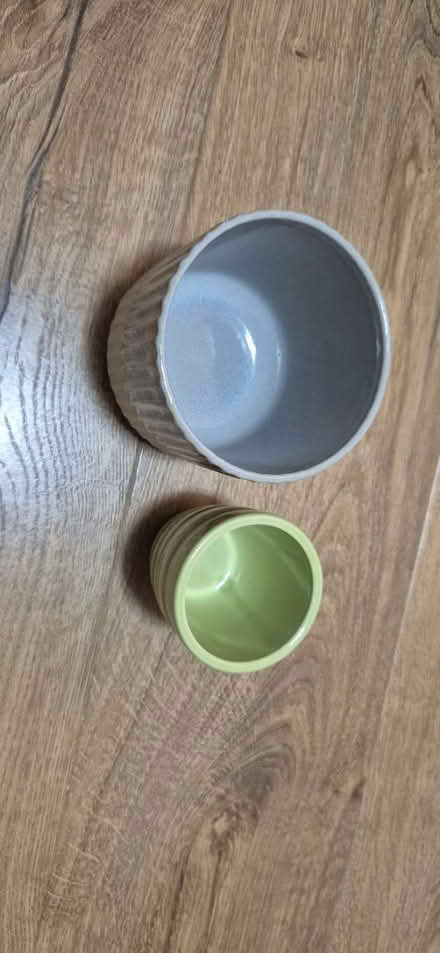 Photo of free Plant pots (GL51) #1