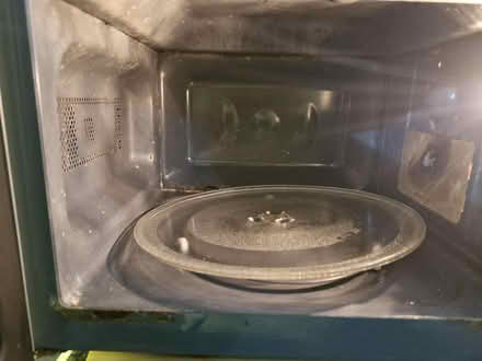 Photo of free Microwave (D01P653) #3