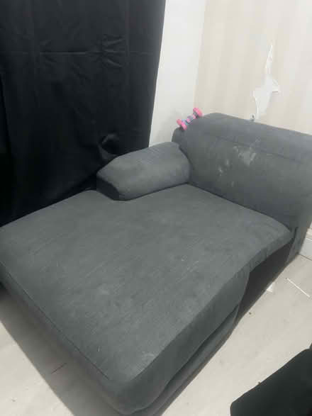 Photo of free sofa (DE21) #1