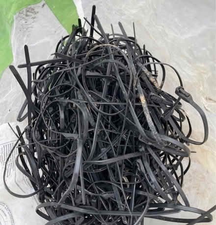Photo of free Cable Ties (CT17) #2