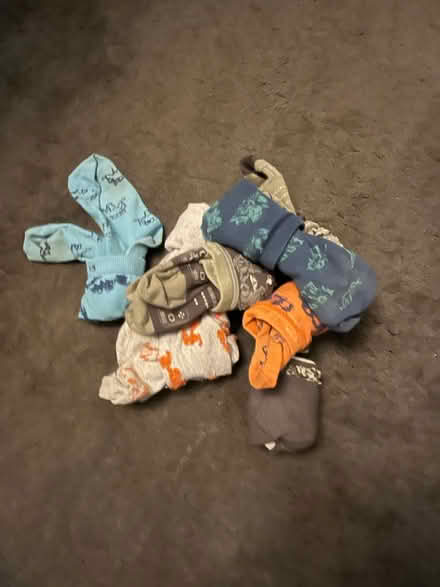 Photo of free Kids’ socks 7-8yr (Brixton, SW9) #1