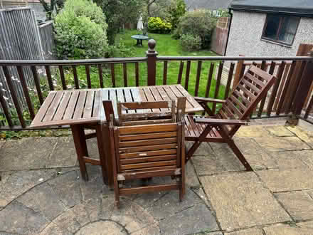 Photo of free Outdoor table & chairs (Orpington BR6) #1