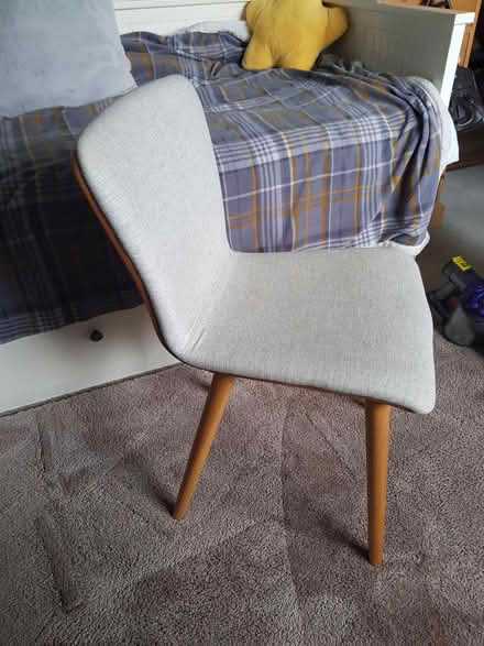 Photo of free ONE chair (St.Albans AL1) #1